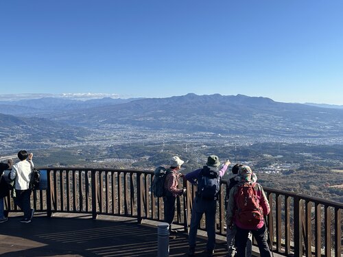 写真6、皇海山と赤城山.jpg