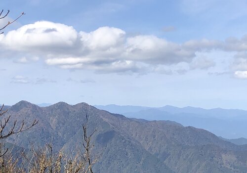 写真3、丹沢・大山北尾根から三峰.jpeg